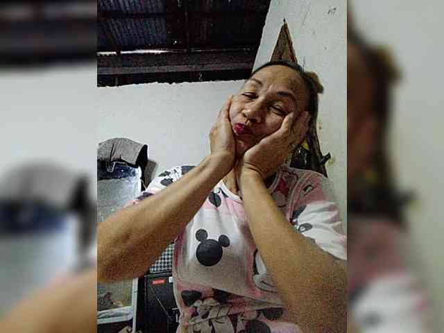 cherrywhite03 webcam