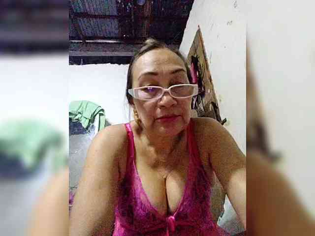 cherrywhite03 webcam