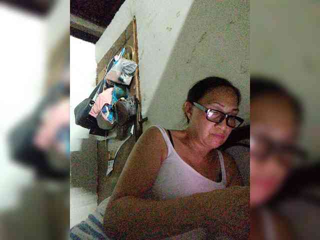 cherrywhite03 webcam