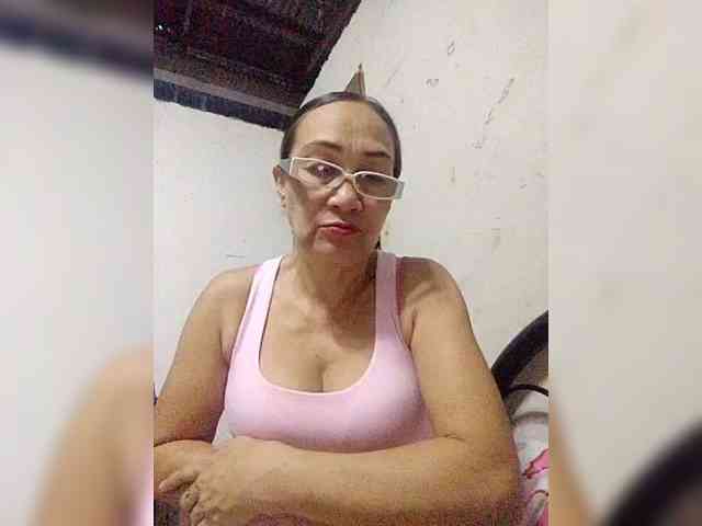 cherrywhite03 webcam