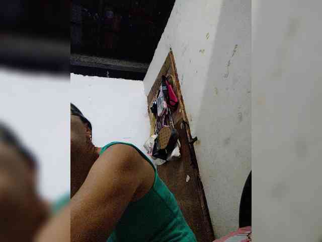 cherrywhite03 webcam