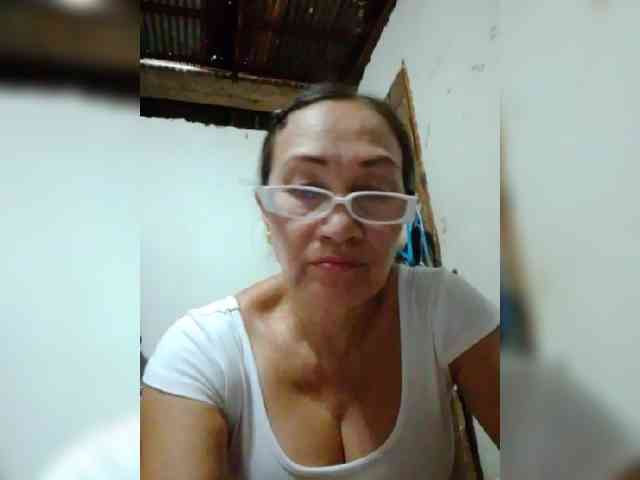 cherrywhite03 webcam