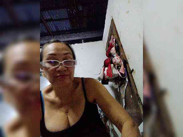cherrywhite03 webcam