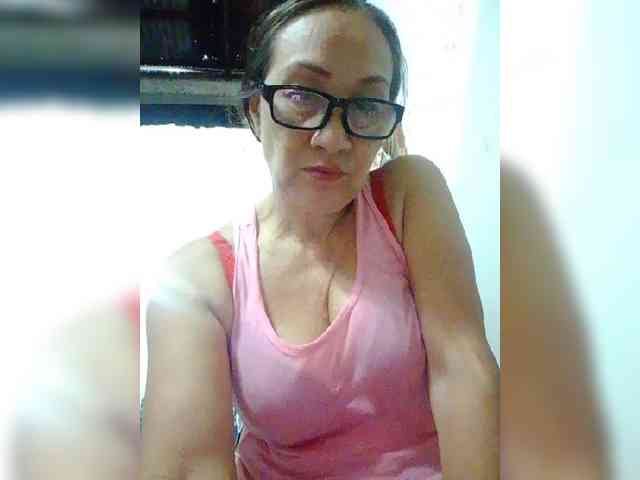 cherrywhite03 webcam