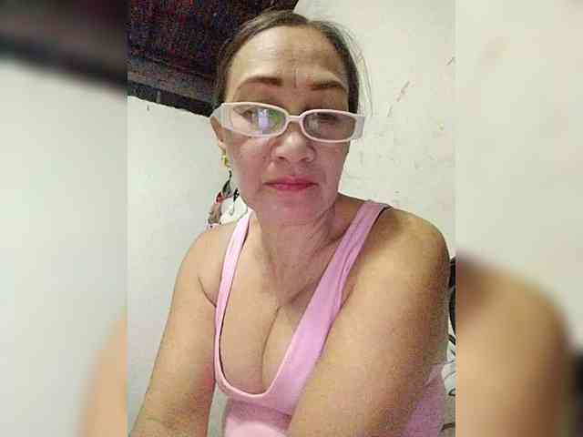 cherrywhite03 webcam