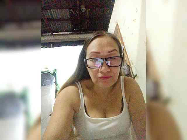 cherrywhite03 webcam