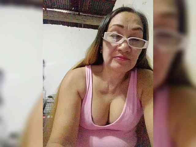 cherrywhite03 webcam