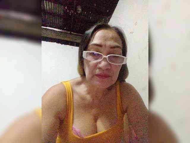 cherrywhite03 webcam