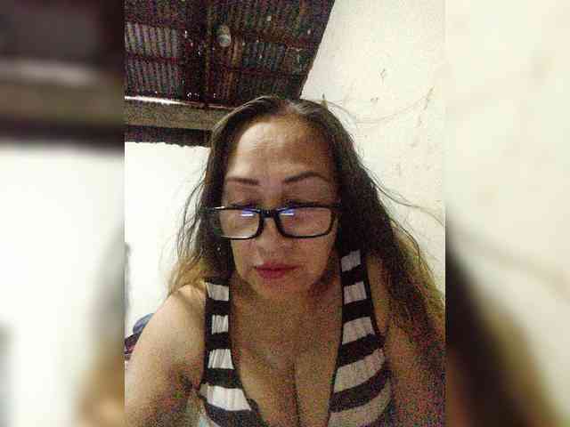 cherrywhite03 webcam