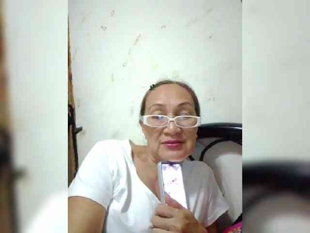 cherrywhite03 webcam