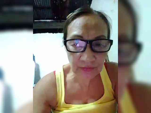 cherrywhite03 webcam