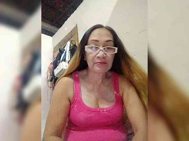 cherrywhite03 webcam