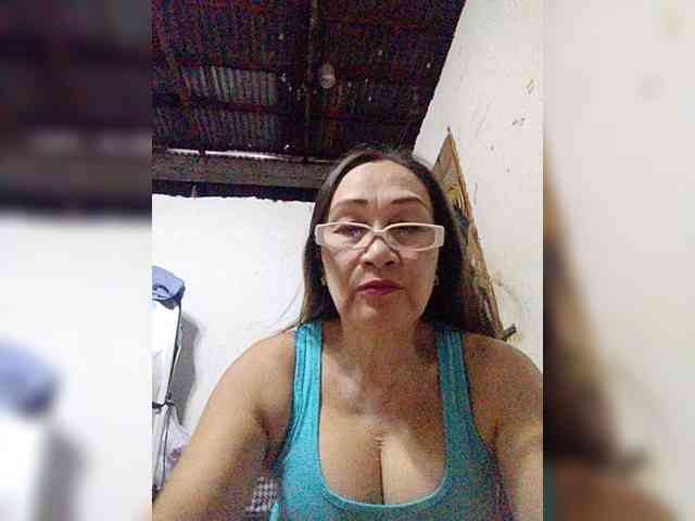 cherrywhite03 webcam