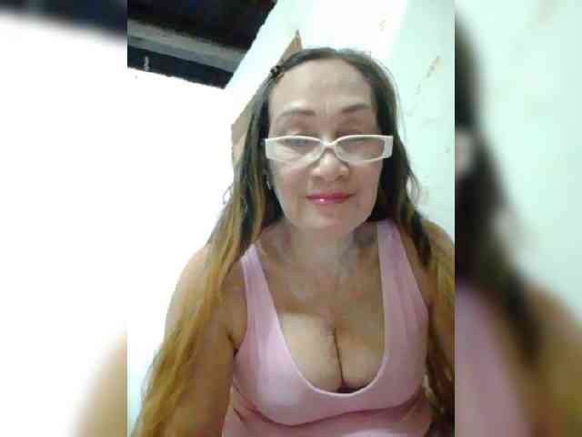 cherrywhite03 webcam