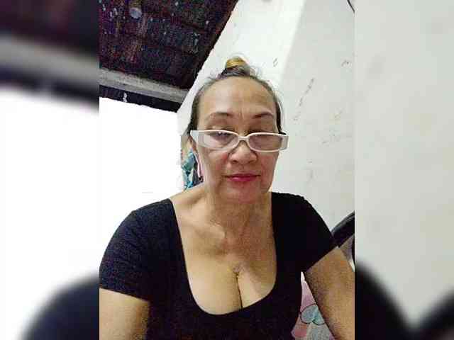 cherrywhite03 webcam