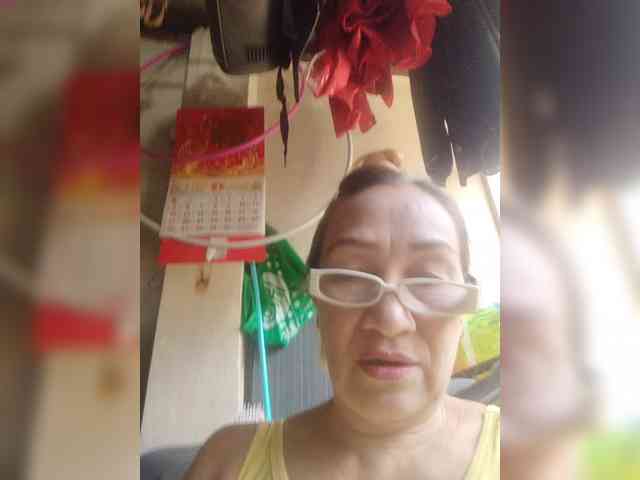 cherrywhite03 webcam