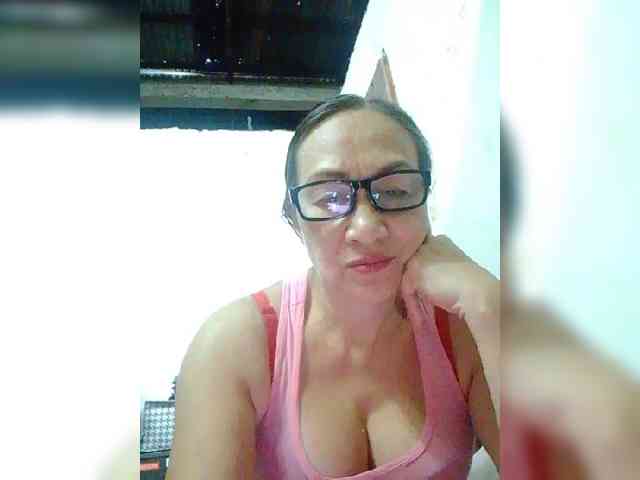 cherrywhite03 webcam