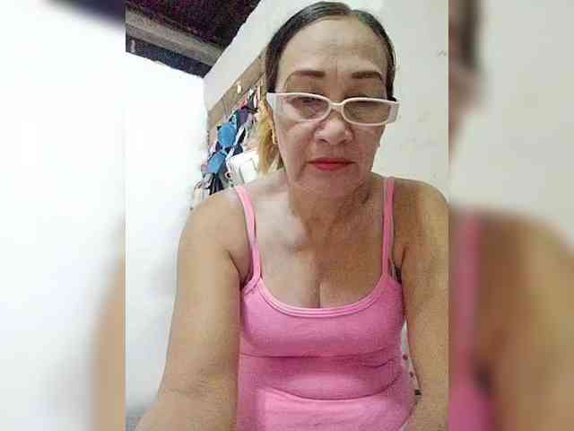 cherrywhite03 webcam