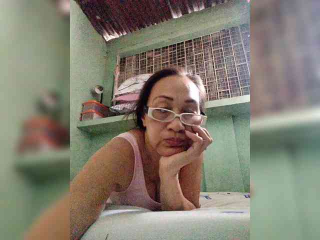 cherrywhite03 webcam
