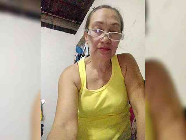 cherrywhite03 webcam