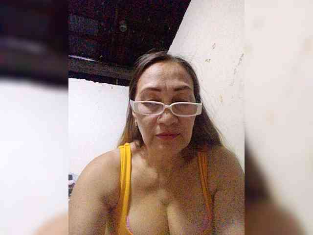 cherrywhite03 webcam