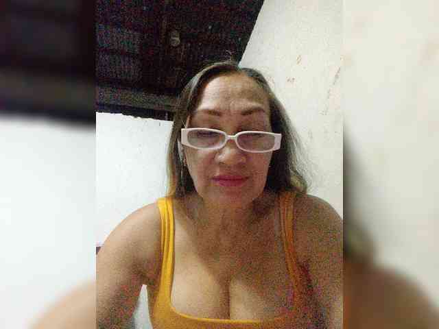 cherrywhite03 webcam