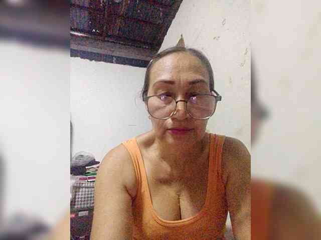 cherrywhite03 webcam