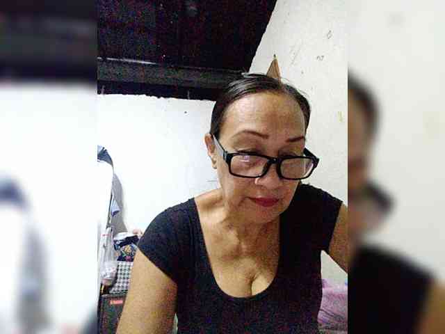 cherrywhite03 webcam