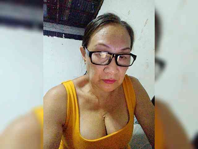 cherrywhite03 webcam