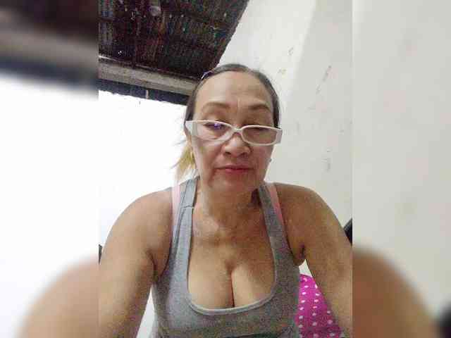 cherrywhite03 webcam