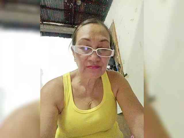 cherrywhite03 webcam