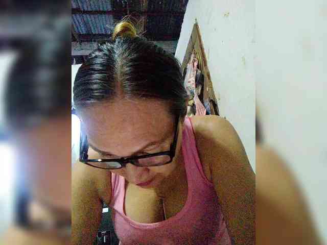 cherrywhite03 webcam