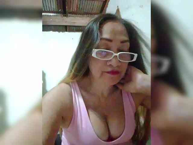 cherrywhite03 webcam