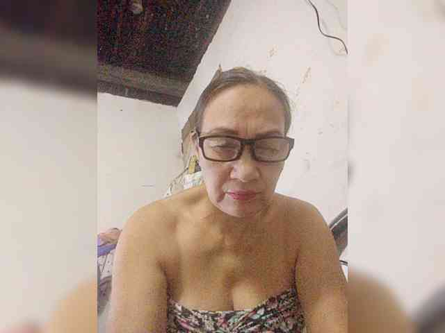 cherrywhite03 webcam