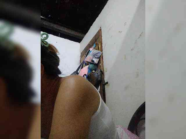 cherrywhite03 webcam