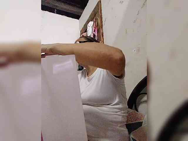 cherrywhite03 webcam