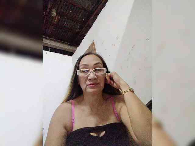 cherrywhite03 webcam