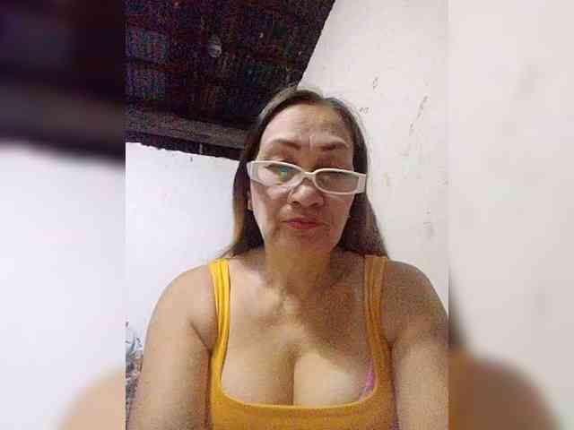 cherrywhite03 webcam