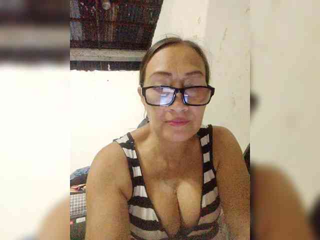 cherrywhite03 webcam