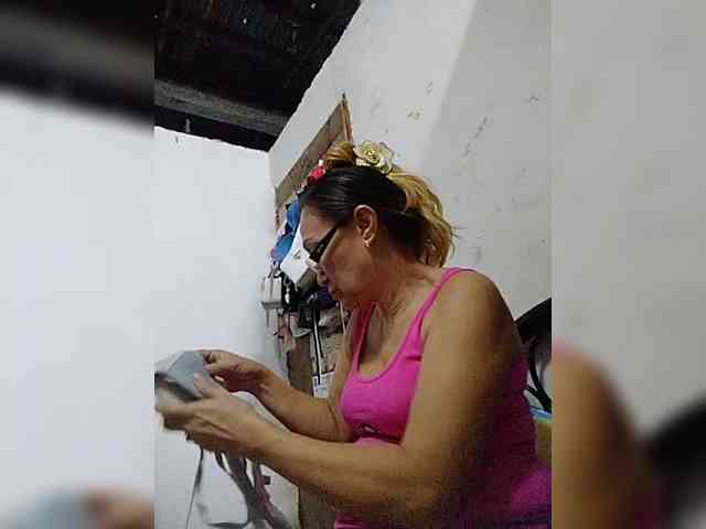 cherrywhite03 webcam