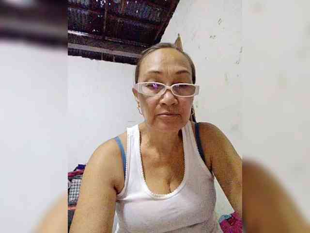 cherrywhite03 webcam