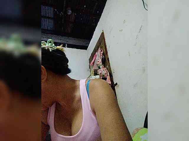 cherrywhite03 webcam