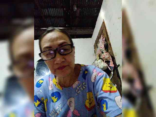 cherrywhite03 webcam