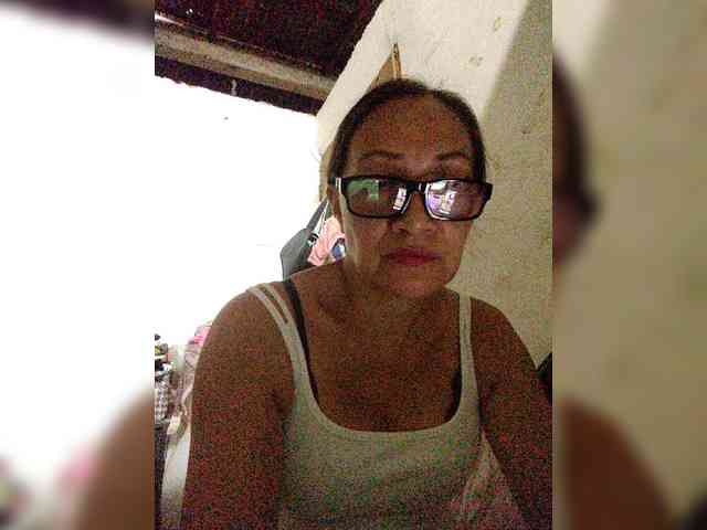 cherrywhite03 webcam