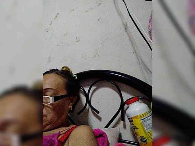 cherrywhite03 webcam