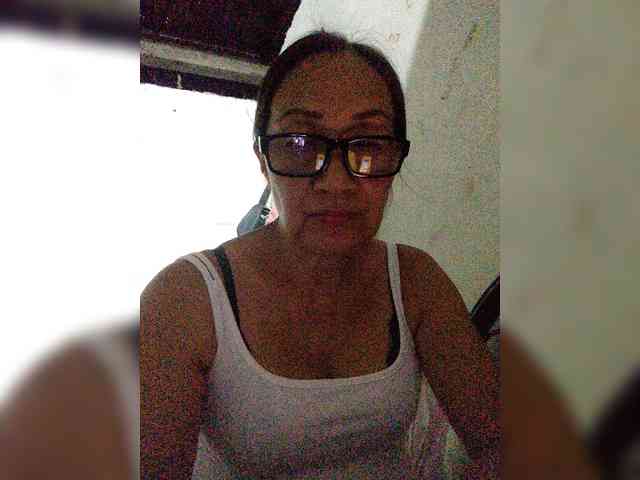 cherrywhite03 webcam