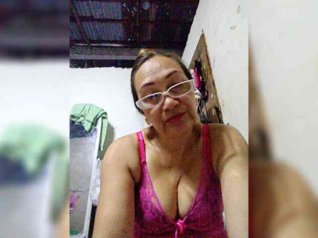 cherrywhite03 webcam