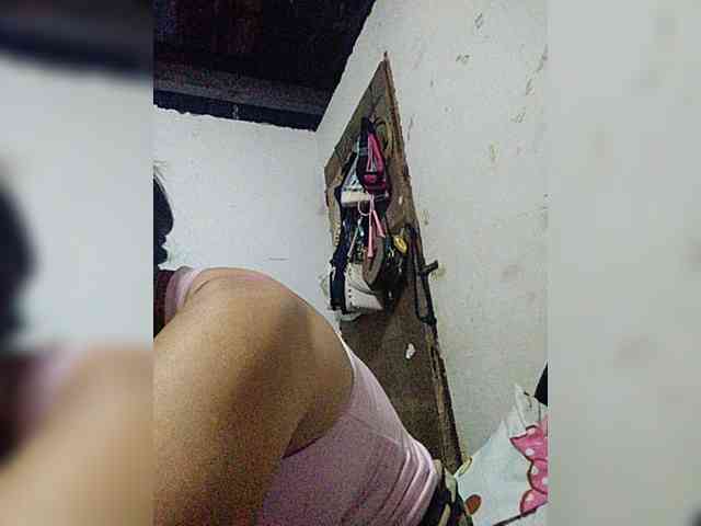 cherrywhite03 webcam
