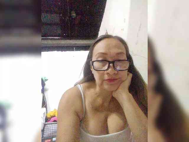 cherrywhite03 webcam