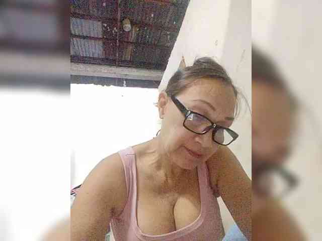 Model: cherrywhite03